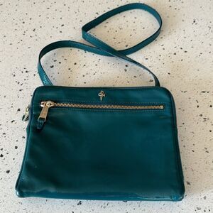 COLE HAAN JITNEY Teal Green Patent Leather Shoulder Purse Top Zip Travel Bag EUC